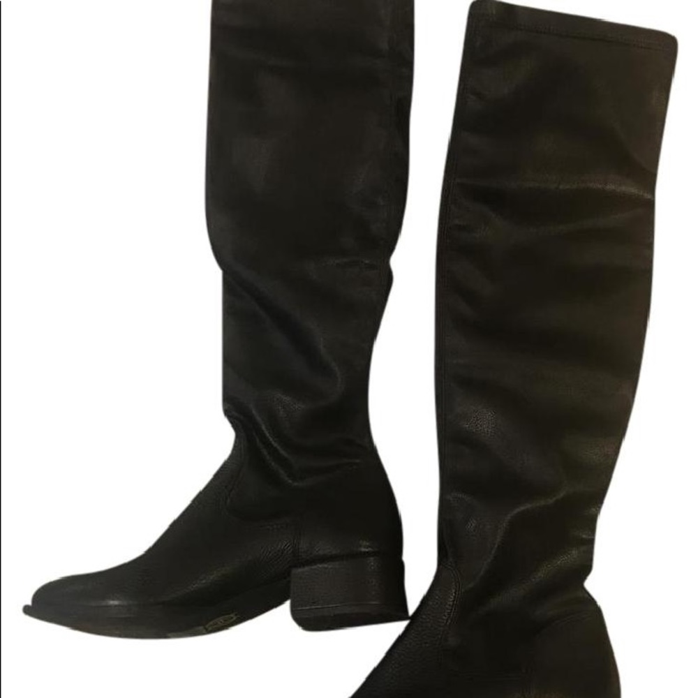 Over the knee leather boots